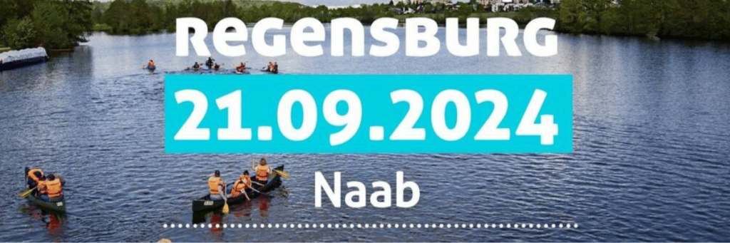 Im Vordergrund der Text "Regensburg, 21.09.2024m Naab". Im Hintergrund sind Menschen, die in Kanus auf der Naab fahren. 